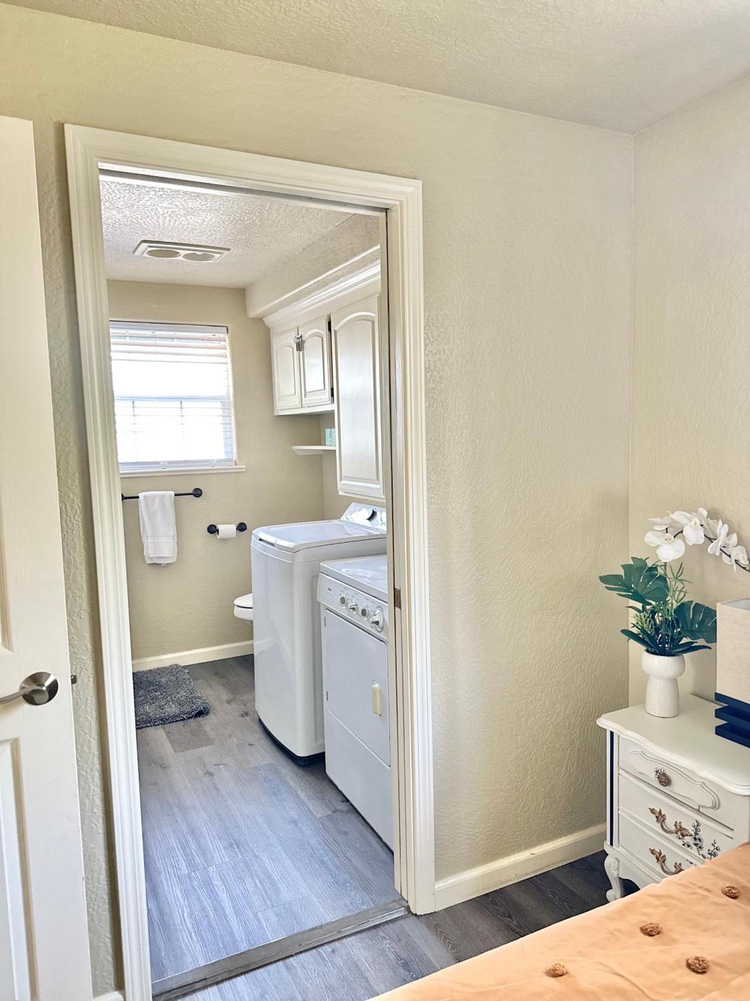 Near Downtown- Kitchen-Washerdryer-Parking Medford Exterior foto