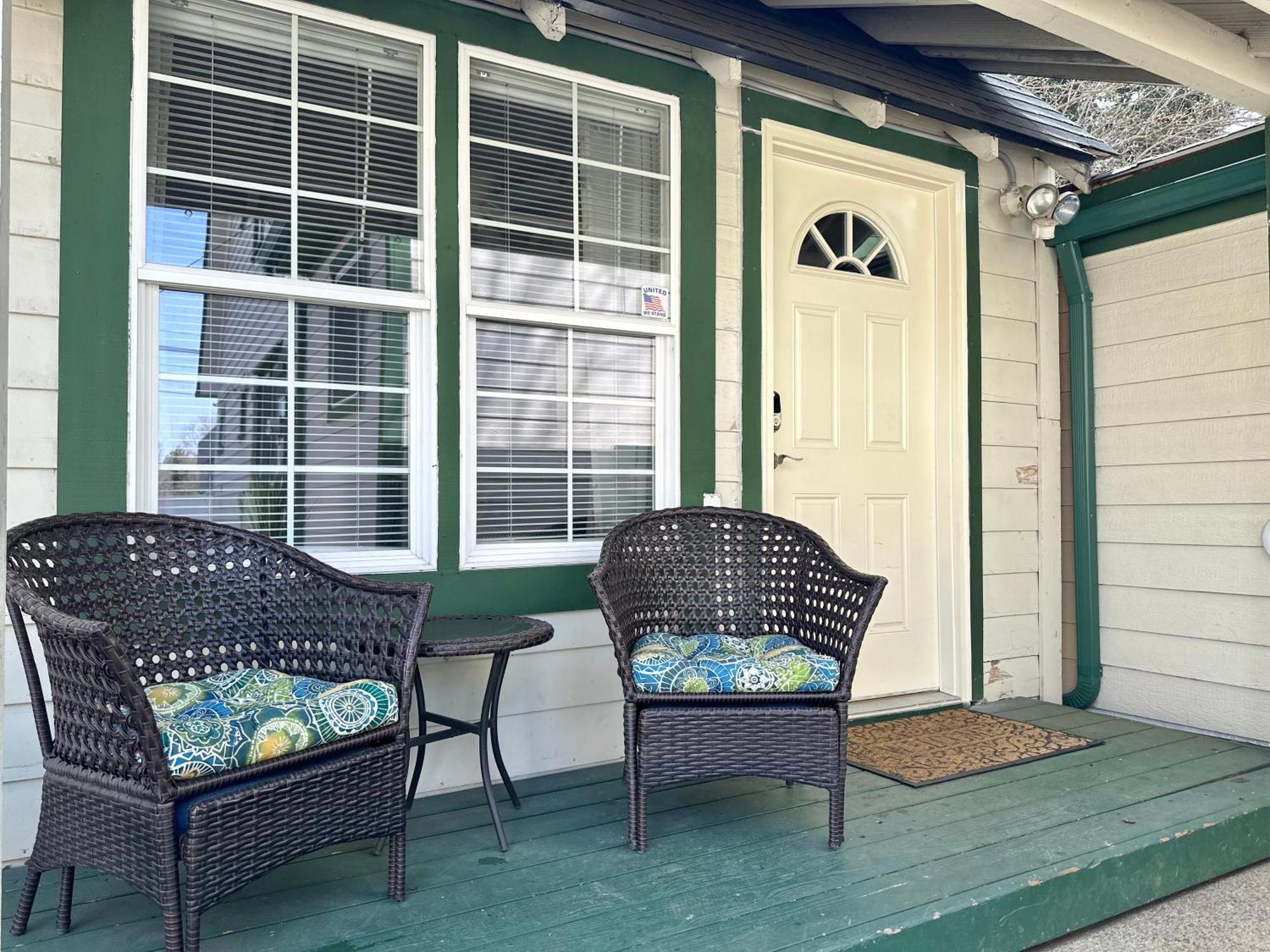 Near Downtown- Kitchen-Washerdryer-Parking Medford Exterior foto